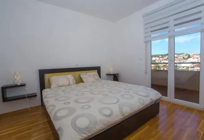 Amazing Apartment**** With Sea View In Apartment *