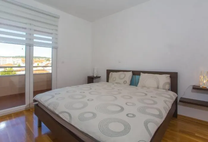 Amazing Apartment**** With Sea View In *