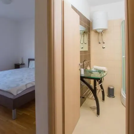 Apartment Amazing Apartment**** With Sea View In